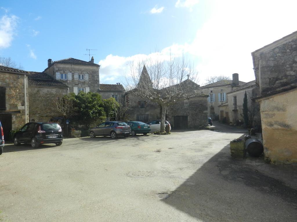 La Maison Des Cornieres Fources Luaran gambar