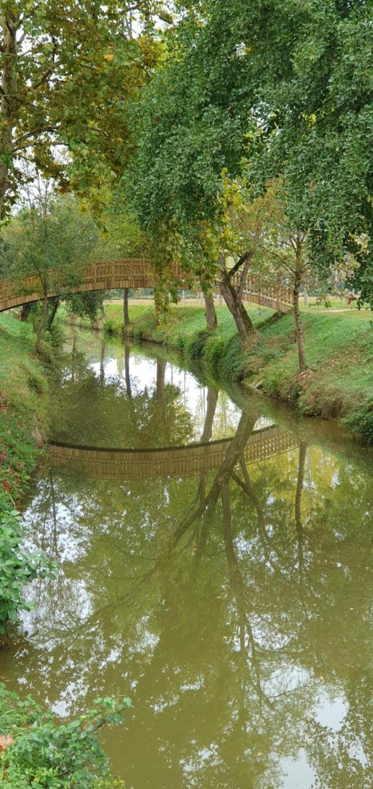 La Maison Des Cornieres Fources Luaran gambar